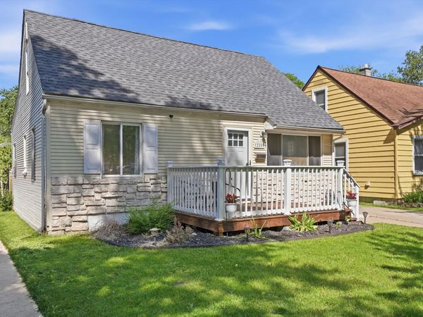 12280 Syracuse Street, Taylor, MI 48180