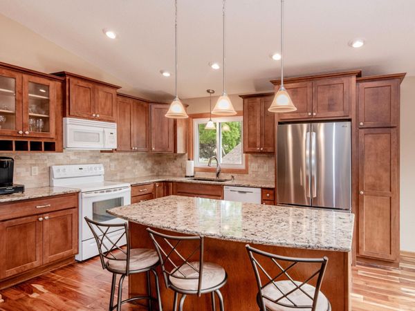 9385 Jasmine Avenue S, Cottage Grove, MN 55016