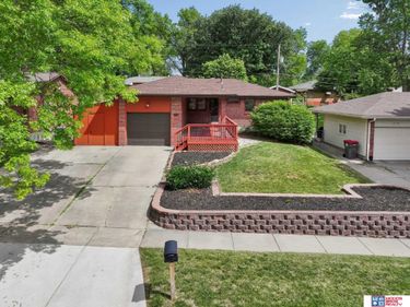 524 Skyway Road , Lincoln, NE 68505