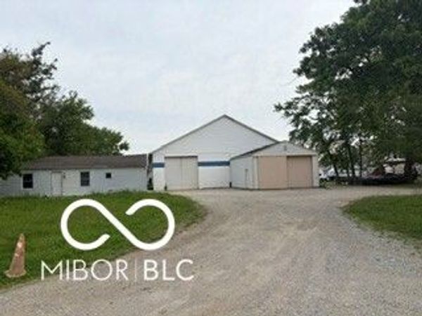 9310 Burk Road, Indianapolis, IN 46229