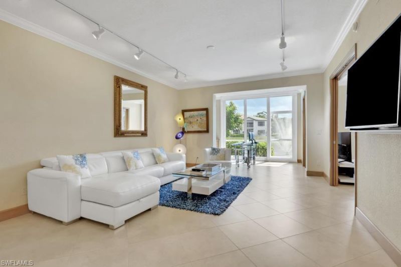 832 Tanbark Dr , Unit 105, Naples, FL 34108 Photo
