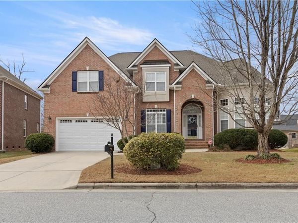 108 Olde Salem Drive , Jamestown, NC 27282