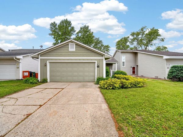 4518 84th Street, Urbandale, IA 50322