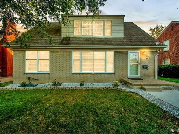 580 Alter Road, Detroit, MI 48215