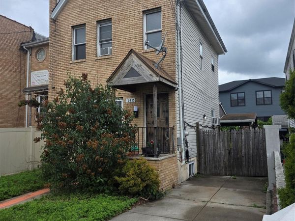 19415 120 Avenue , Saint Albans, NY 11412
