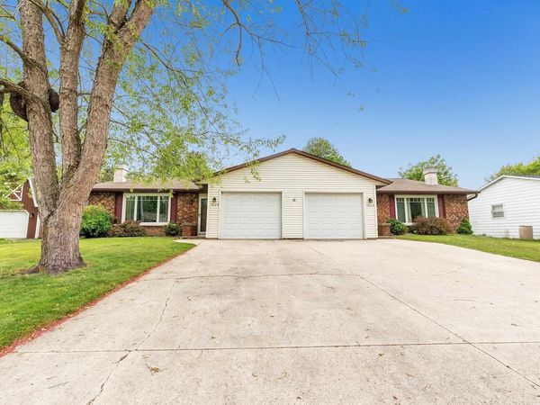 1622 CANARY LANE, Green Bay, WI 54304