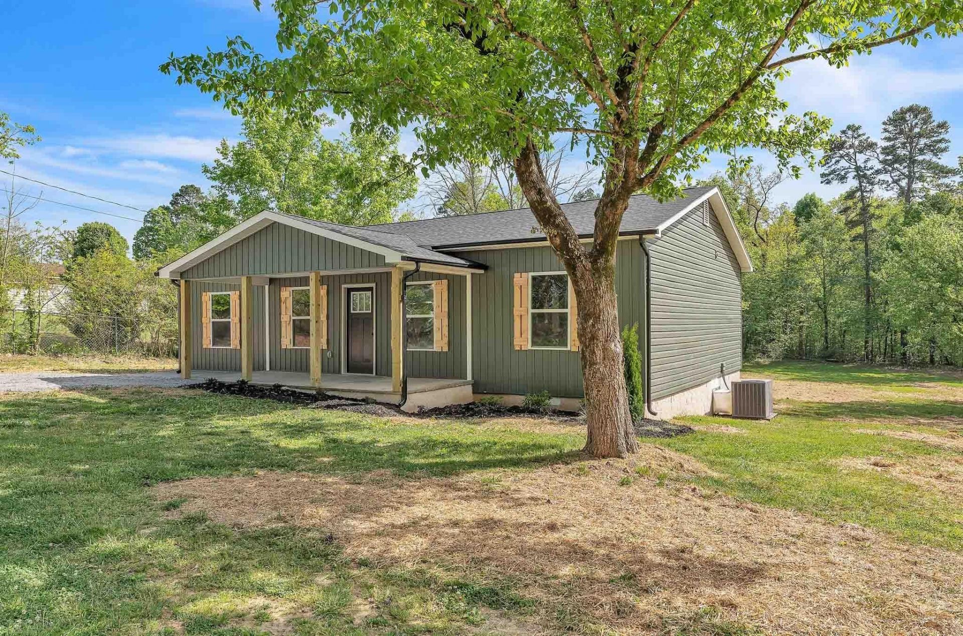 320 Old Fort Road , Oldfort, TN 37362 Main Photo