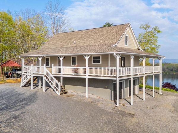 325 Russell Lane , Decatur, TN 37322