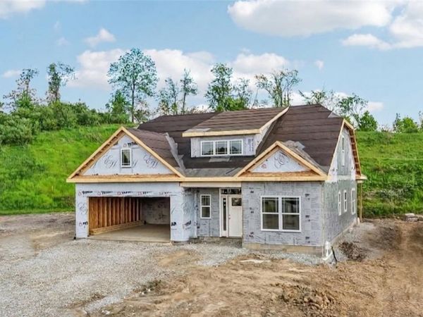 1041 Lakeside Drive., Mcdonald, PA 15057