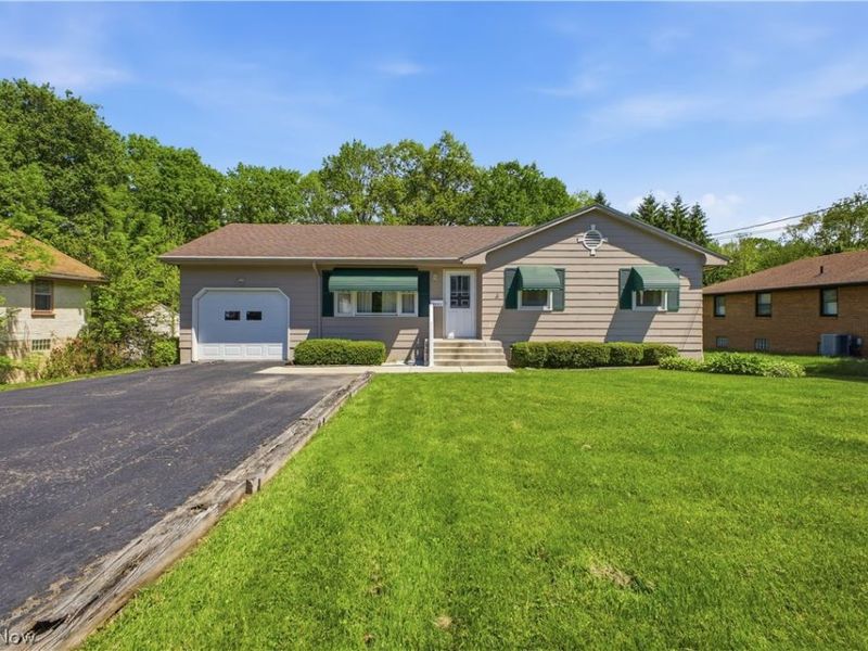 3531 Shirley Road , Youngstown, OH 44502 Photo 3