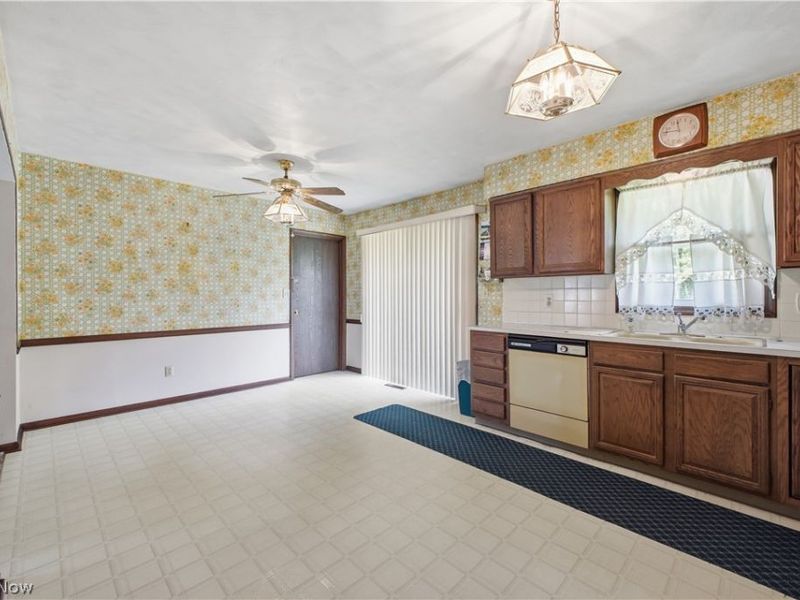 3531 Shirley Road , Youngstown, OH 44502 Photo 9