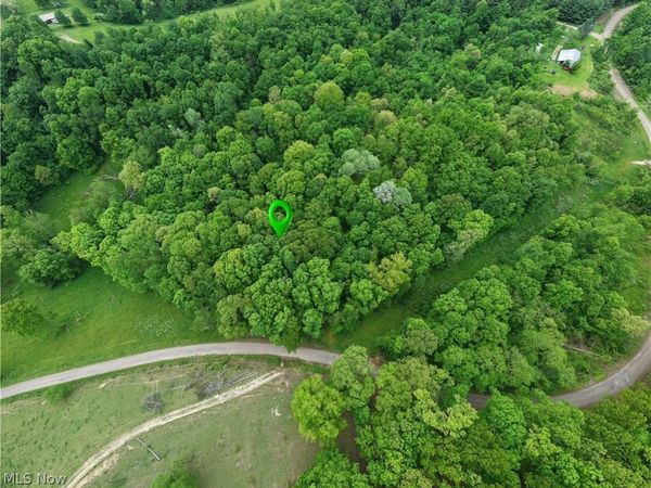 Tatman Road , Uhrichsville, OH 44683