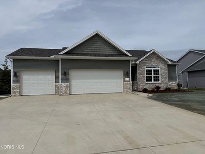 2226 Gunn Road Holland, OH 43528