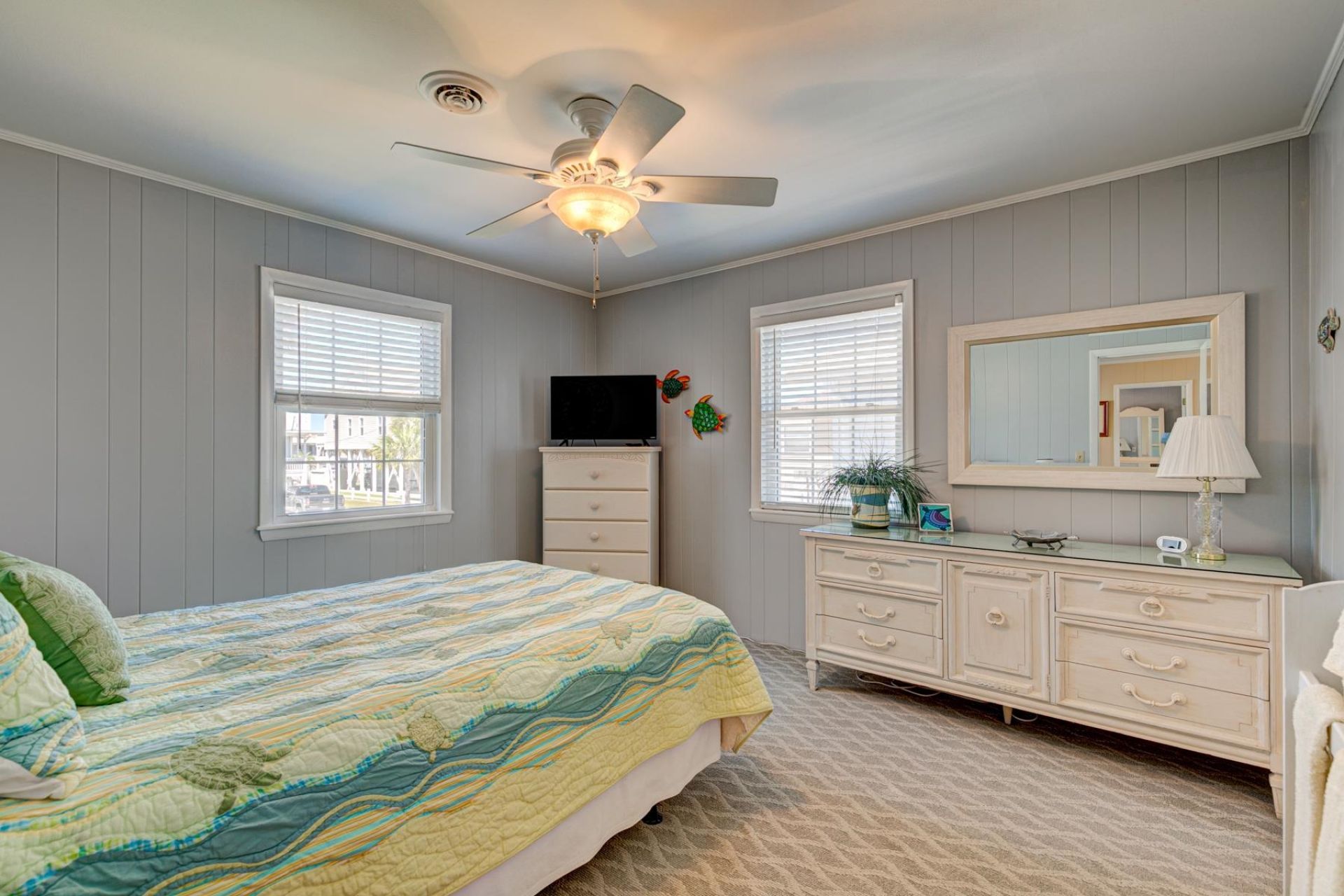 141 Cypress Ave. Photo 34