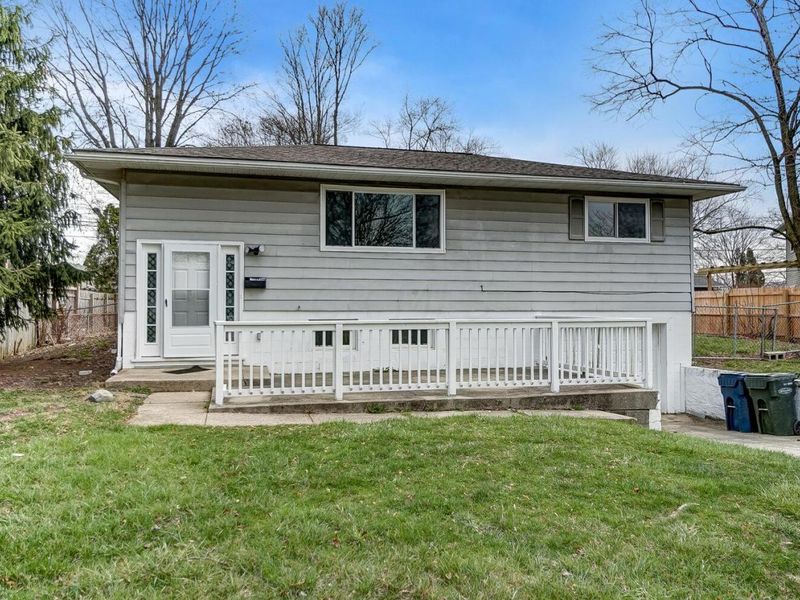 3404 Elwood Drive , Hilliard, OH 43026 Photo 1