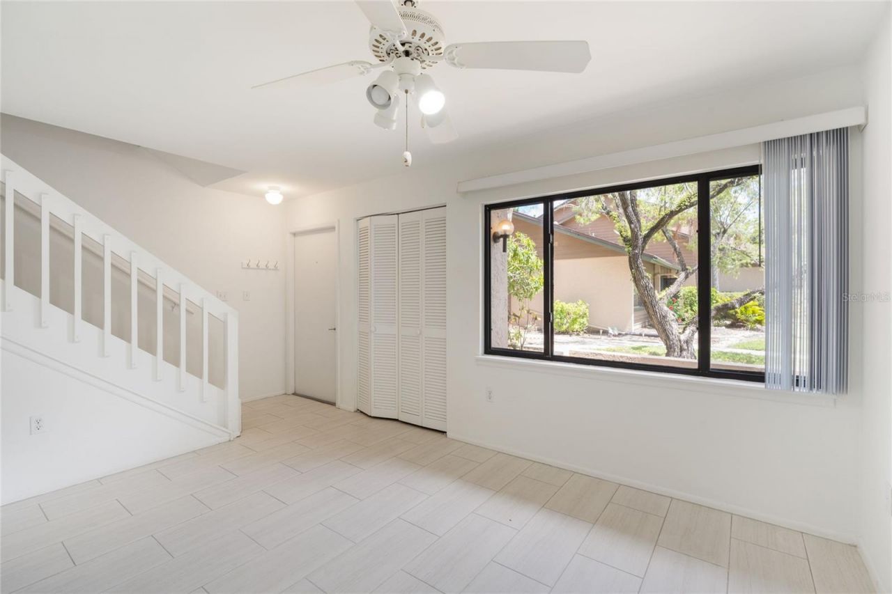 926 Sunridge Drive, Unit F1, Sarasota, FL 34234 Photo