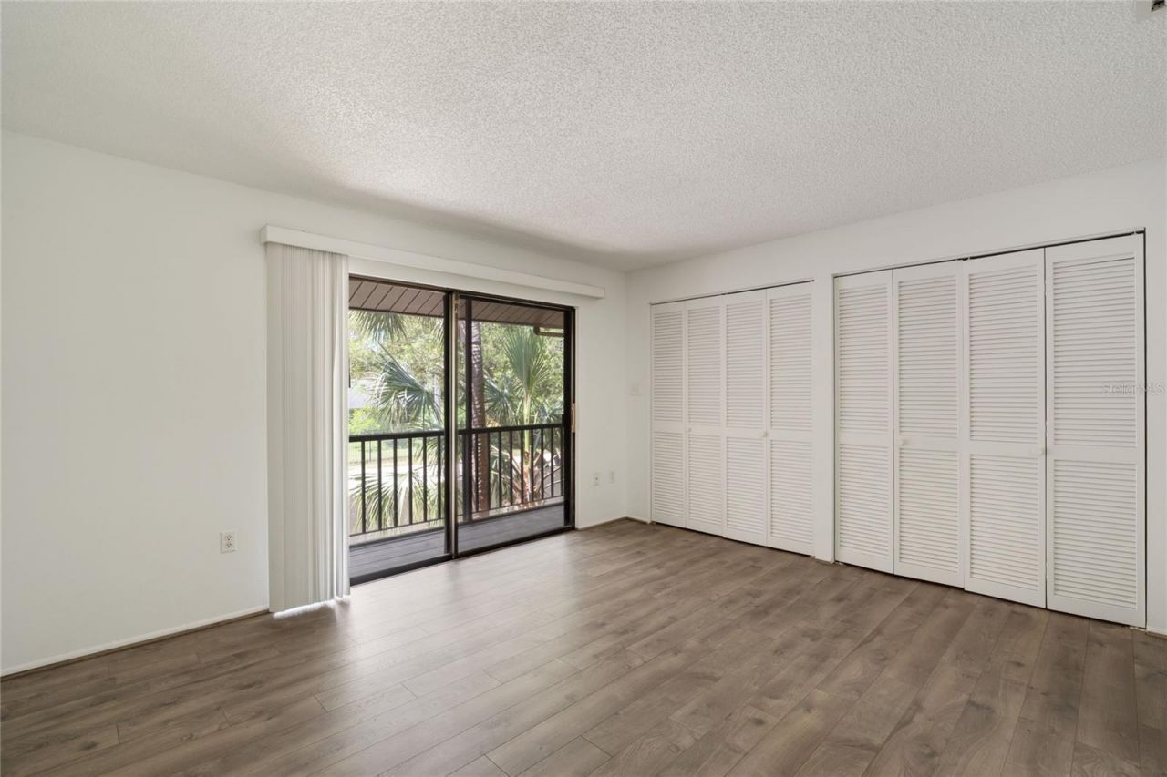 926 Sunridge Drive, Unit F1, Sarasota, FL 34234 Photo