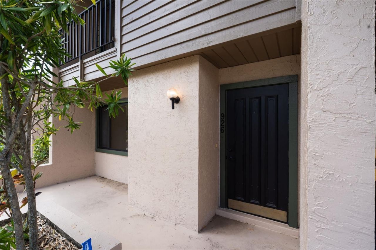 926 Sunridge Drive, Unit F1, Sarasota, FL 34234 Photo