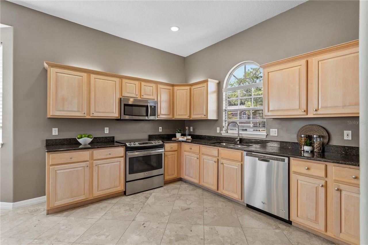 690 Oak Hollow Way , Altamonte Springs, FL 32714 Photo