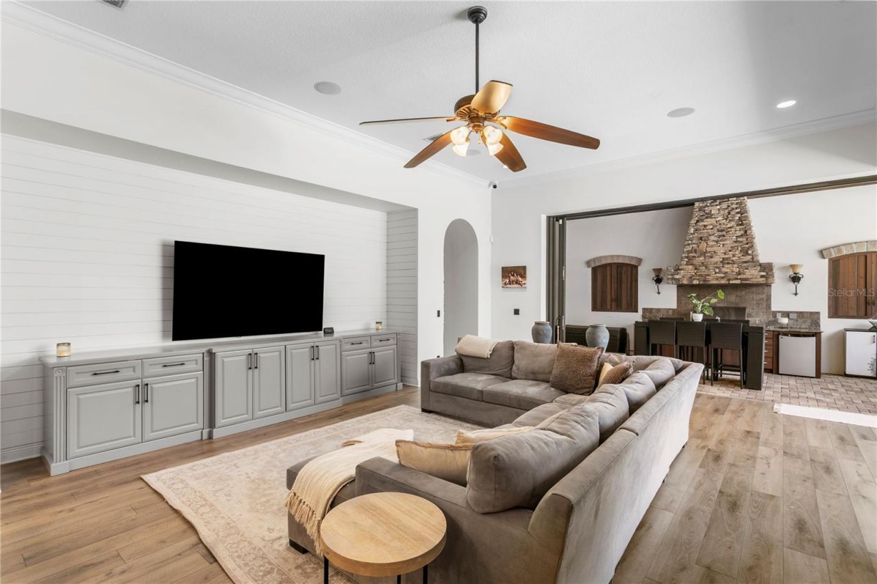 16303 Dunlindale Drive, Lithia, FL 33547 Photo