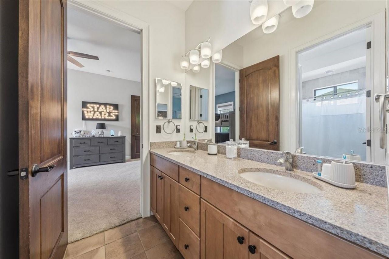 16303 Dunlindale Drive, Lithia, FL 33547 Photo