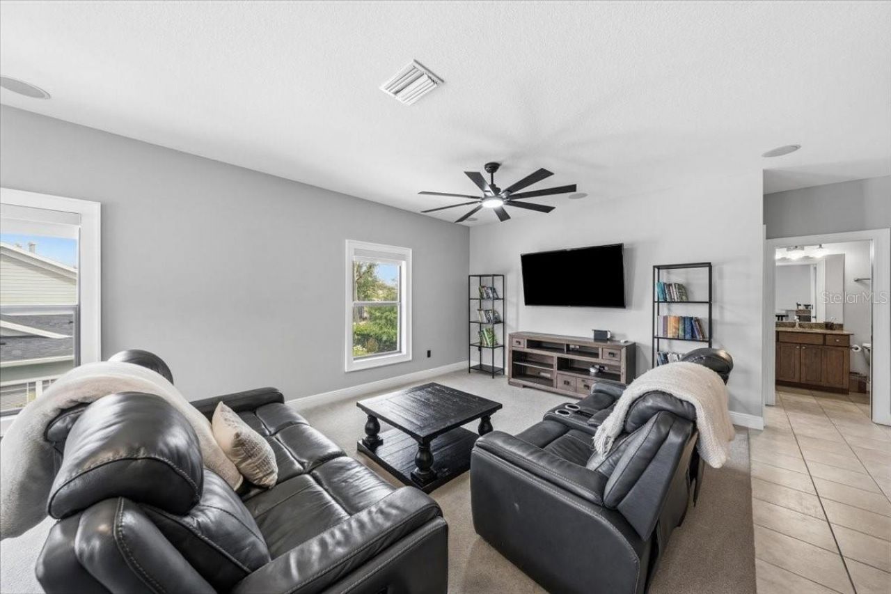 16303 Dunlindale Drive, Lithia, FL 33547 Photo