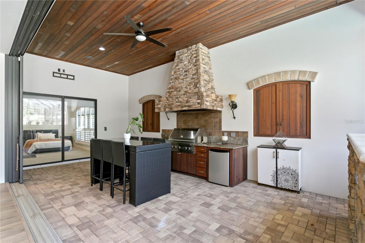 16303 Dunlindale Drive, Lithia, FL 33547 Photo
