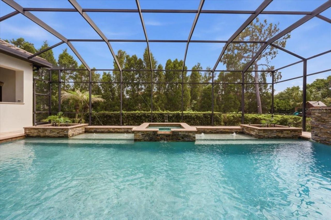16303 Dunlindale Drive, Lithia, FL 33547 Photo