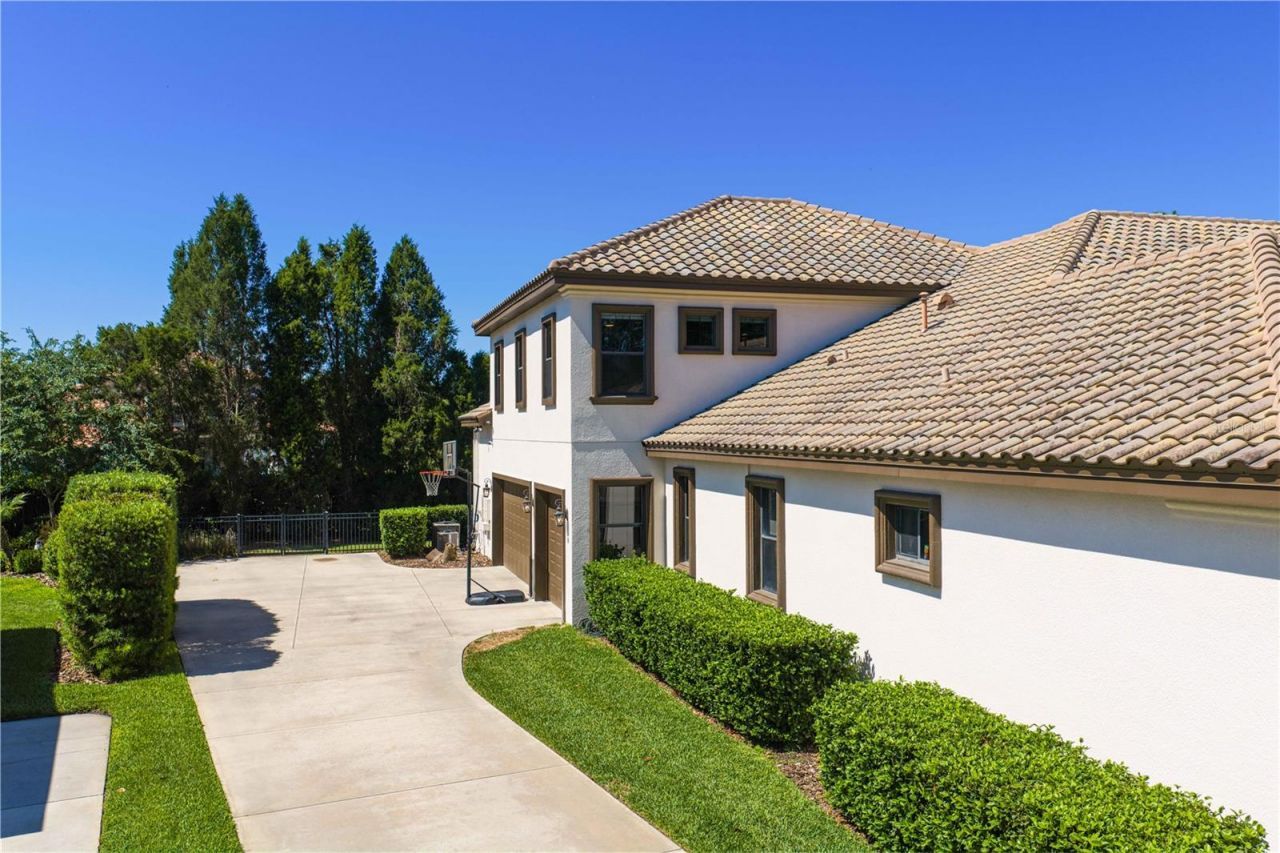 16303 Dunlindale Drive, Lithia, FL 33547 Photo