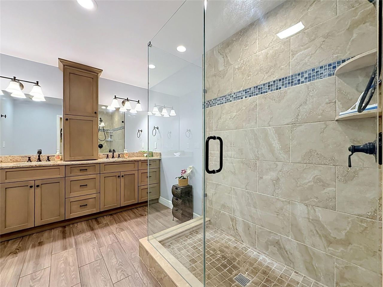 5163 60th Way N, Kenneth City, FL 33709 Photo