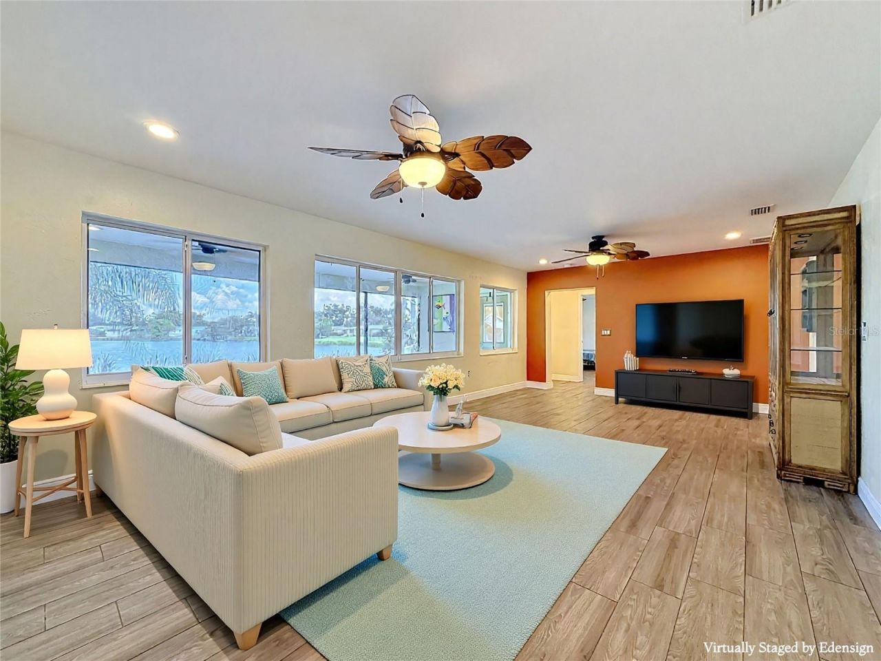 5163 60th Way N, Kenneth City, FL 33709 Photo