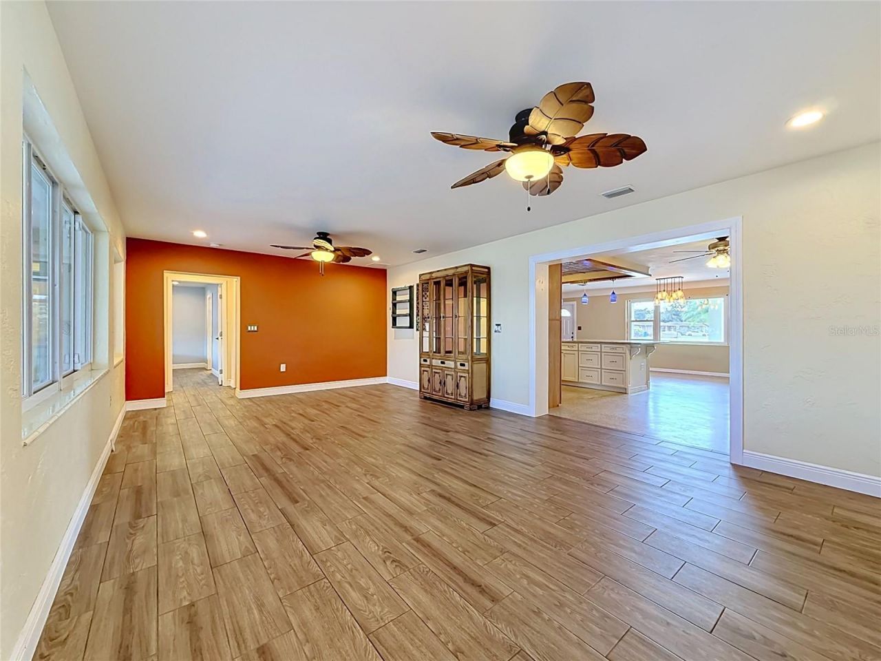 5163 60th Way N, Kenneth City, FL 33709 Photo