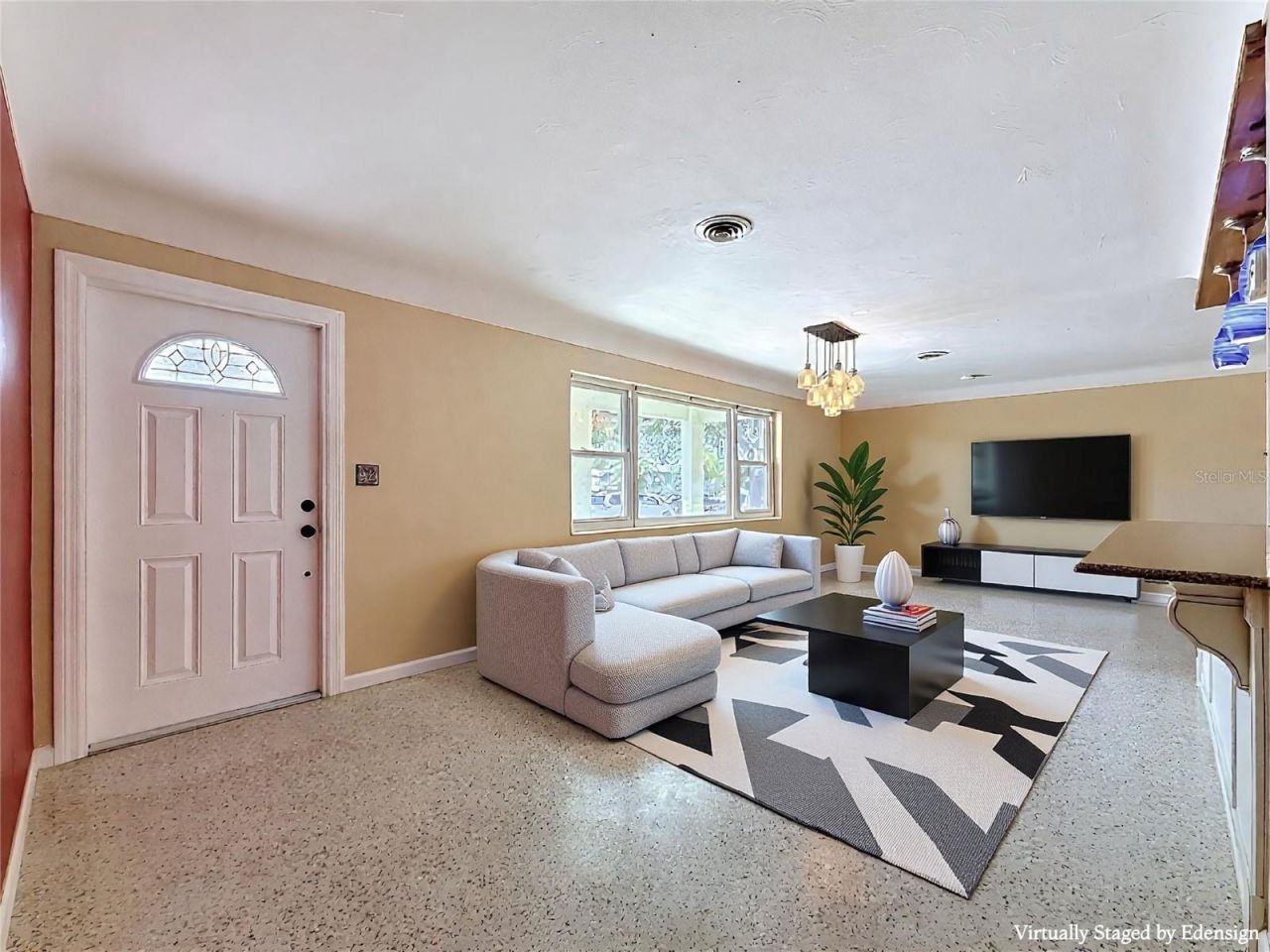 5163 60th Way N, Kenneth City, FL 33709 Photo