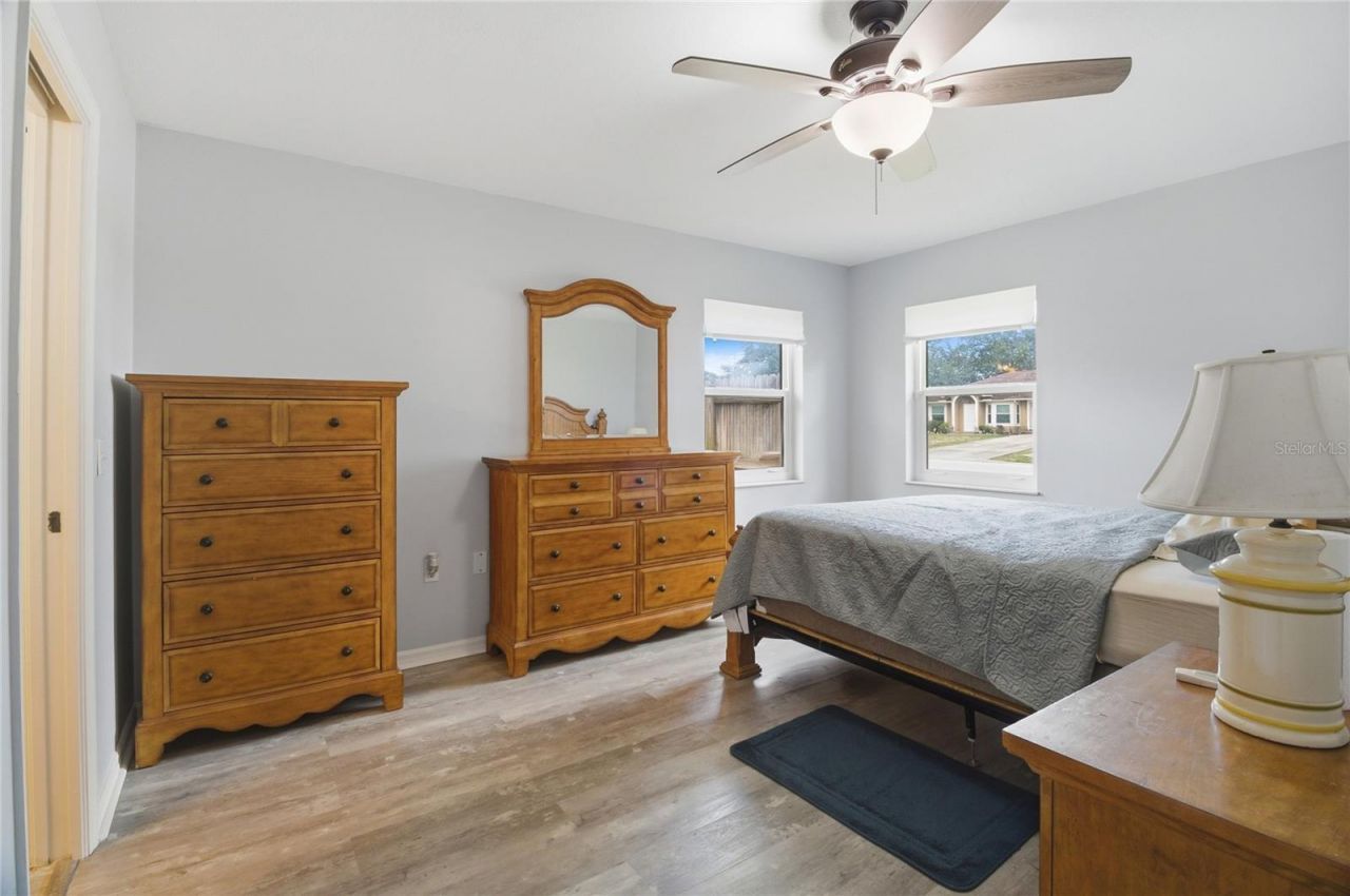 602 Lake Drive , Sebastian, FL 32958 Photo