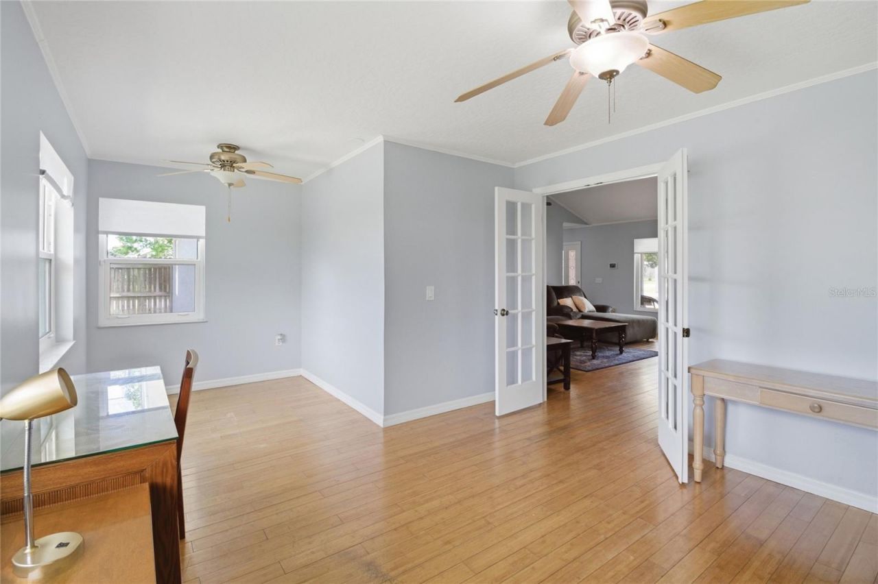 602 Lake Drive , Sebastian, FL 32958 Photo
