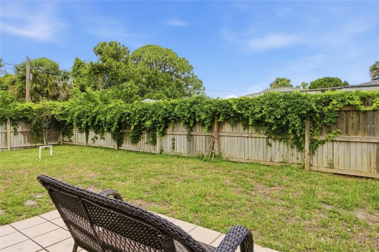 602 Lake Drive , Sebastian, FL 32958 Photo