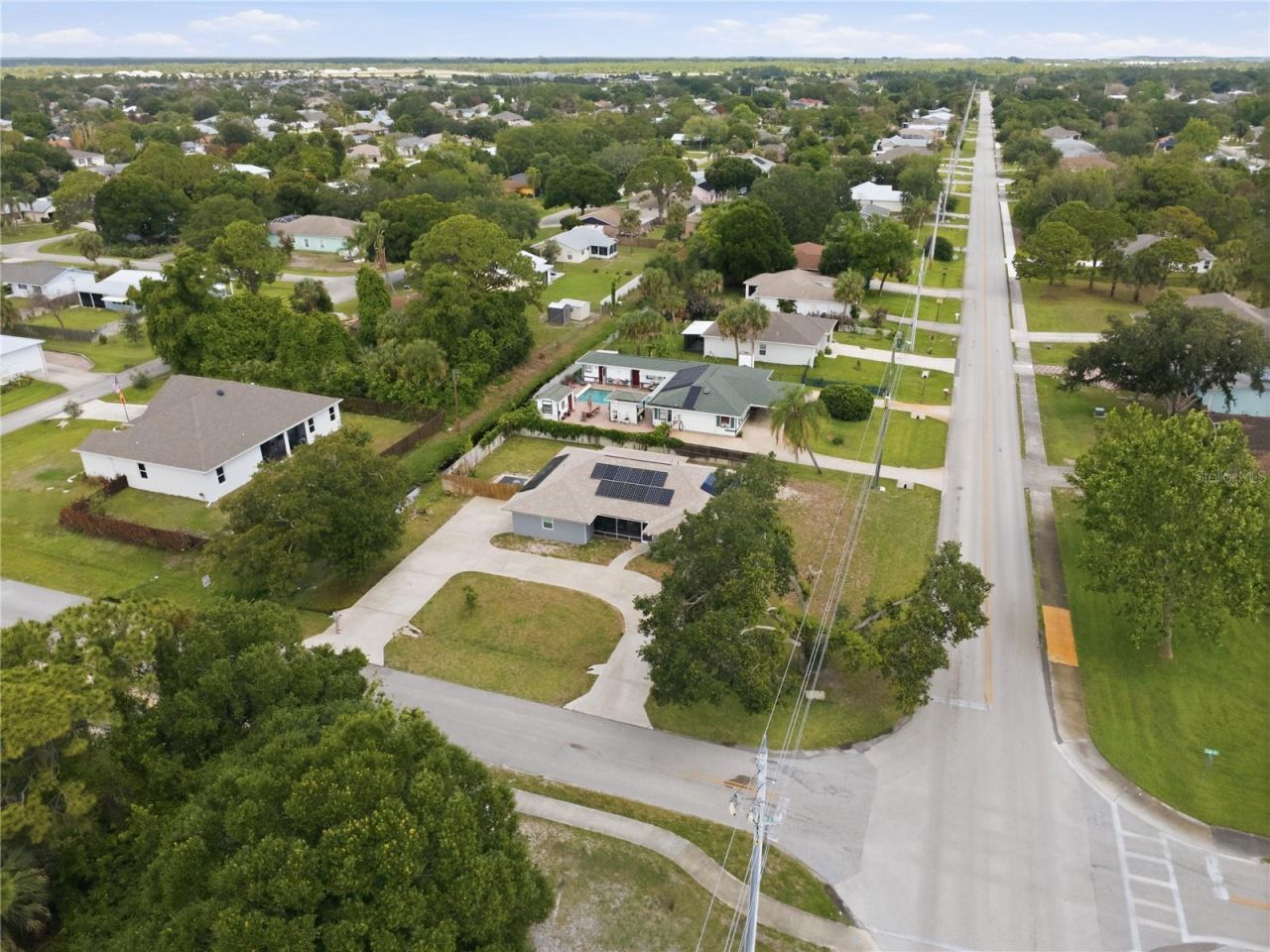 602 Lake Drive , Sebastian, FL 32958 Photo