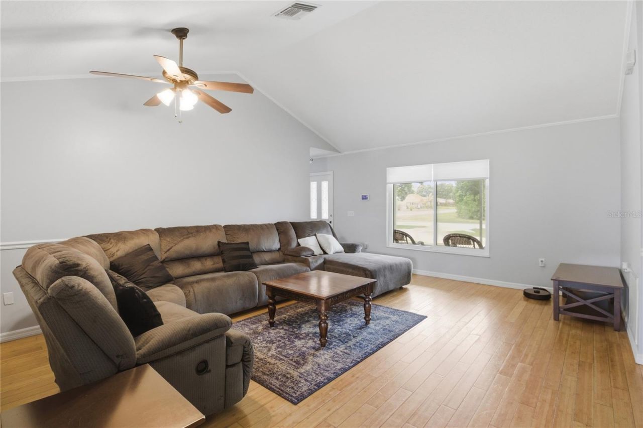 602 Lake Drive , Sebastian, FL 32958 Photo