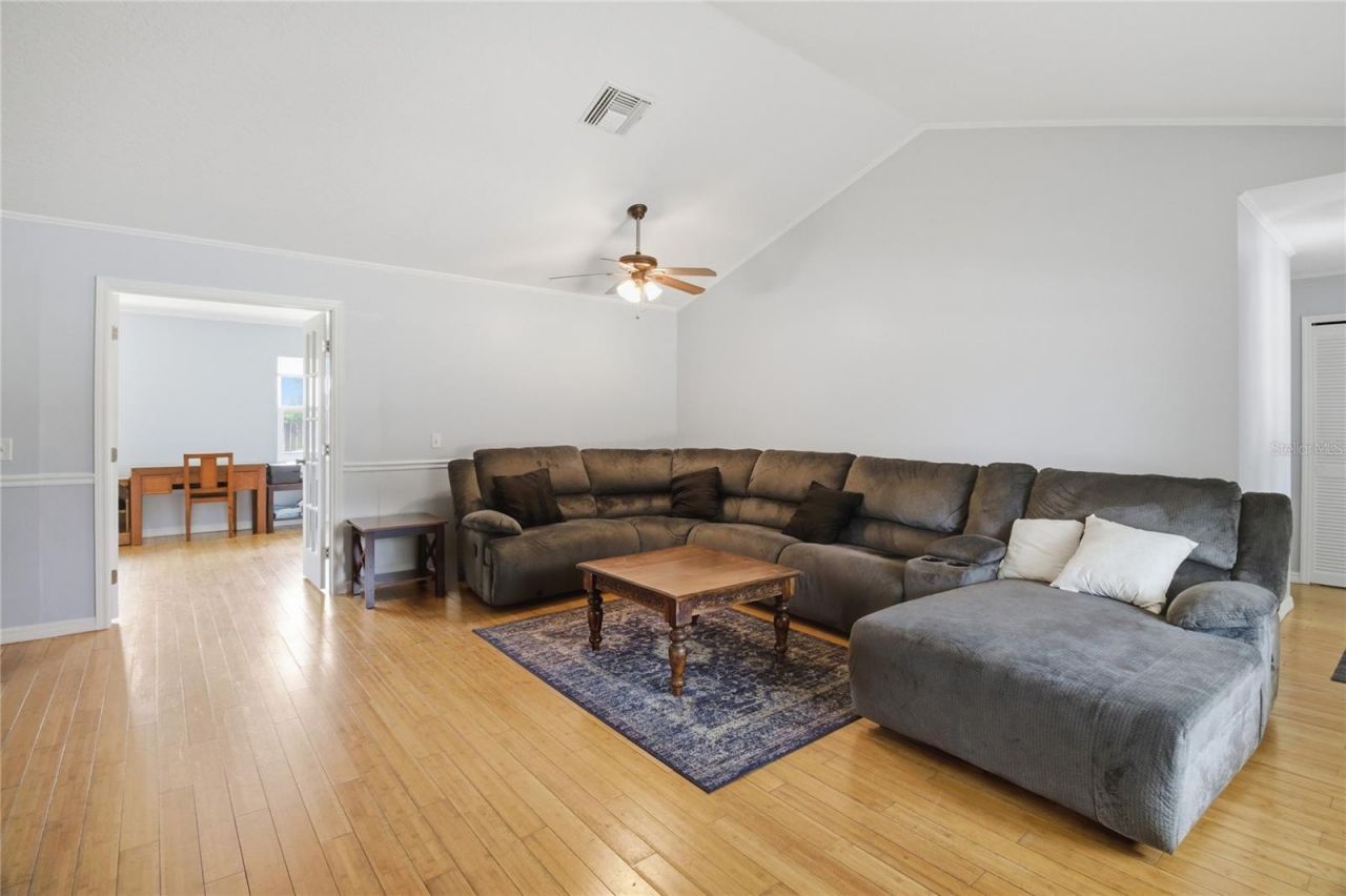 602 Lake Drive , Sebastian, FL 32958 Photo