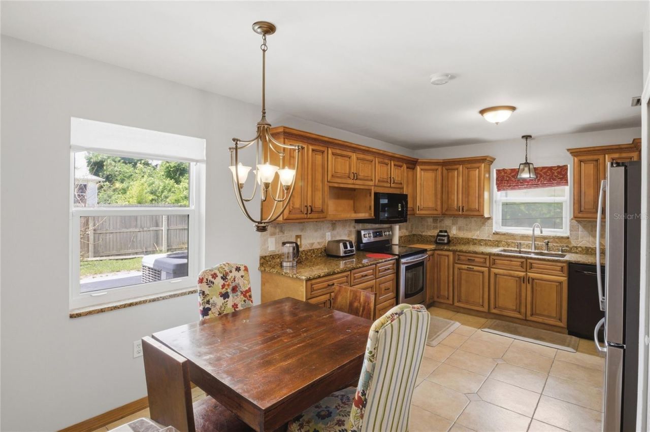 602 Lake Drive , Sebastian, FL 32958 Photo