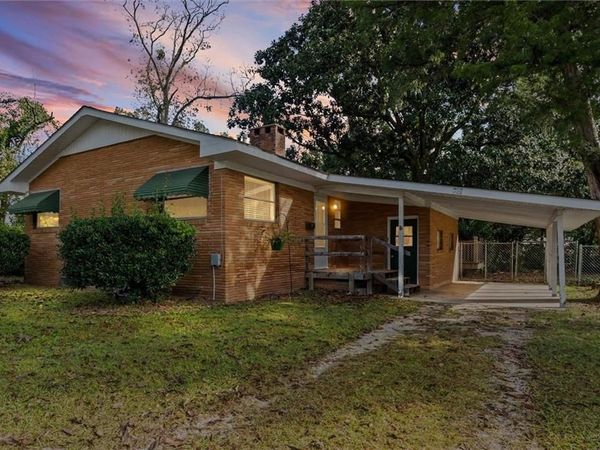 359 Wisteria Street , Fairhope, AL 36532