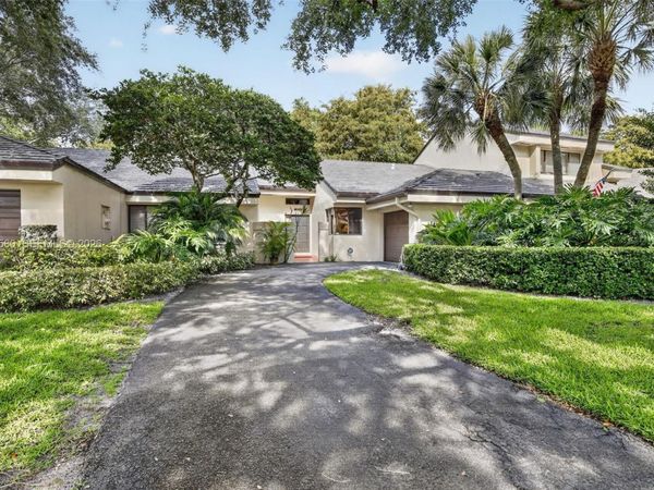 369 NW 97th Ave , Plantation, FL 33324