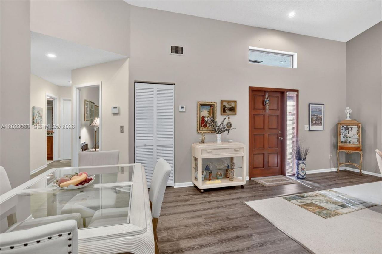 369 NW 97th Ave , Plantation, FL 33324 Photo