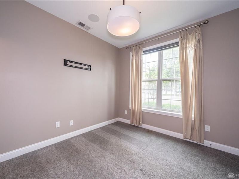 104 W Monument Avenue, Dayton, OH 45402 Photo 11