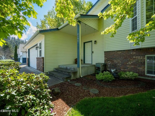 2056 E Greywolf AVE, Coeur d'Alene, ID 83815