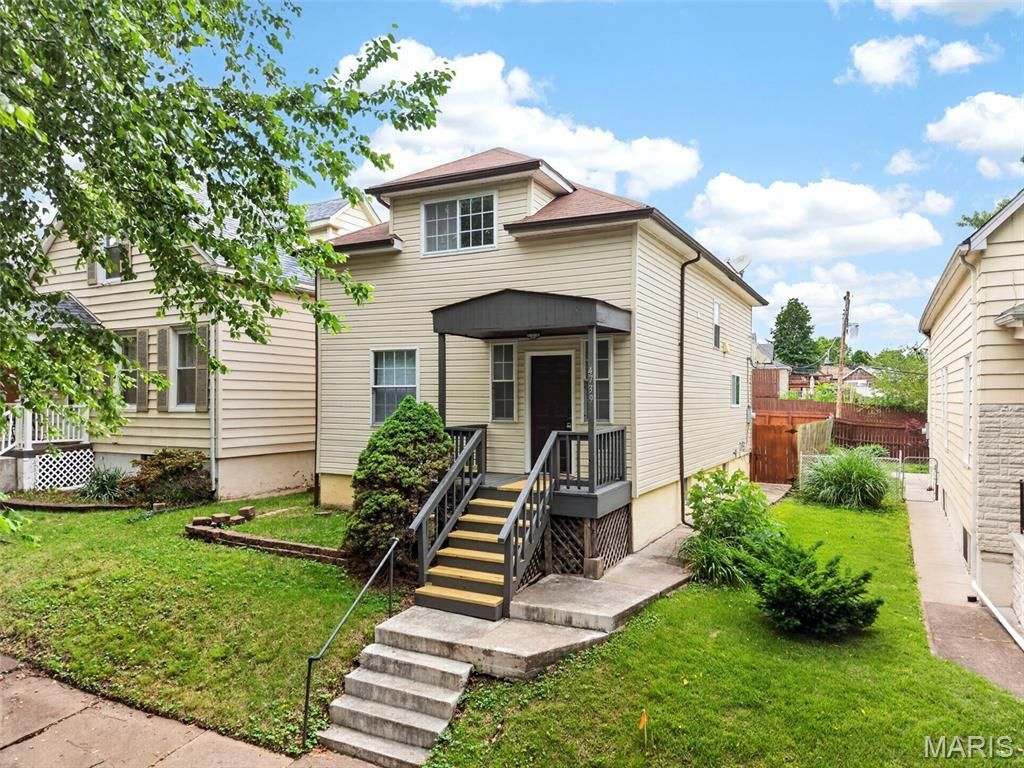4739 Hummel Avenue , Saint Louis, MO 63116 Main Photo