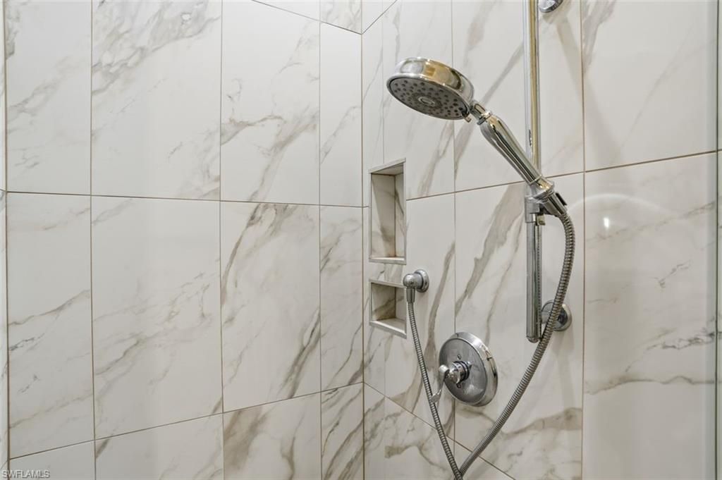 2365 Hidden Lake Dr, Unit 6, Naples, FL 34112 Photo