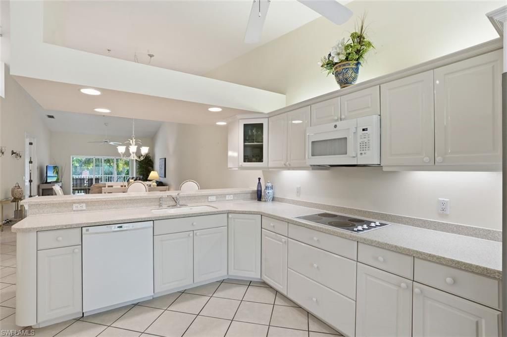 2365 Hidden Lake Dr, Unit 6, Naples, FL 34112 Photo