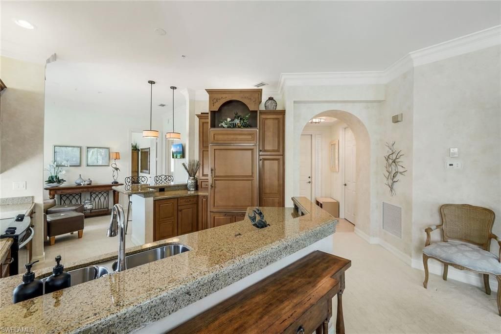 775 Bentwater Cir , Unit 204, Naples, FL 34108 Photo