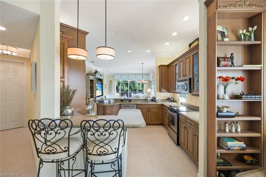 775 Bentwater Cir , Unit 204, Naples, FL 34108 Photo